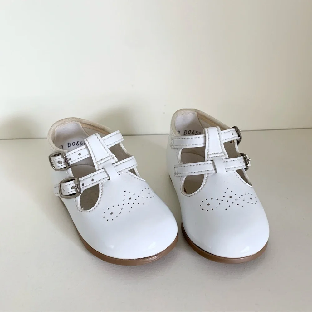 90s Vintage Patent baby shoes